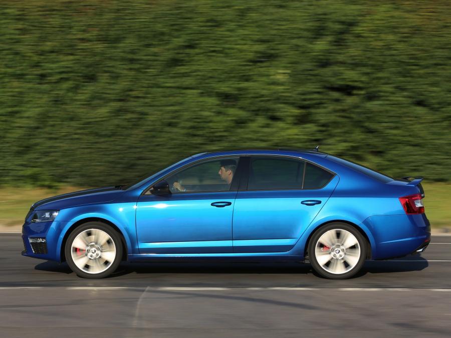  Skoda Octavia RS 2013 года  (фото 13 из 26)
